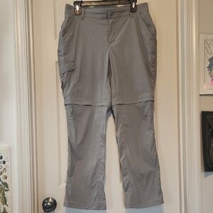 L.L Bean Convertable Cargo Pants To Shorts